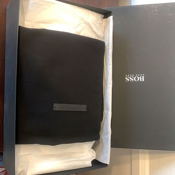 BOSS Hugo Boss Rose Grommet Studdet  ballet flat all leather size 5, new - Picture 14 of 16